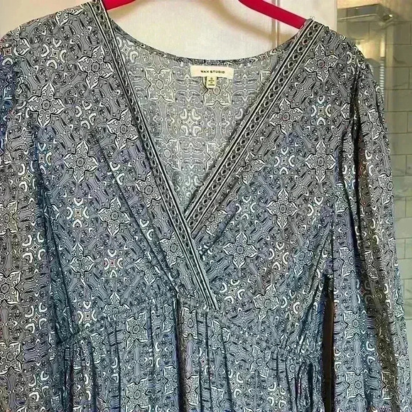 Max Studio dress - Picture 3 of 4